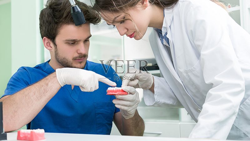 牙龈萎缩恢复手术：价格之外，更需关注这些